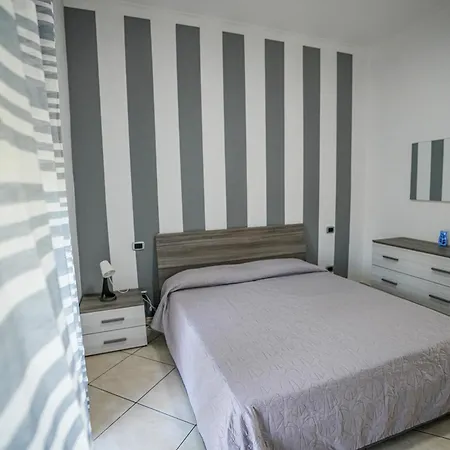 Casaros Неаполь